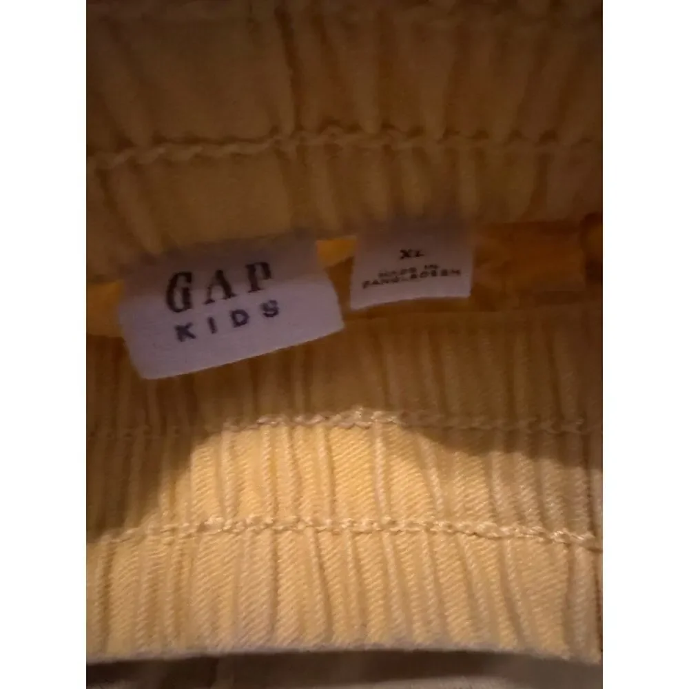 GAP Kids Yellow Chino Shorts XL 12-13 Elastic Waist Drawstring